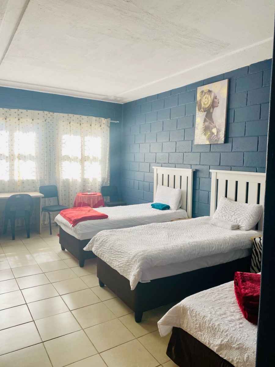 1 Bedroom Property for Sale in Brandwag Free State